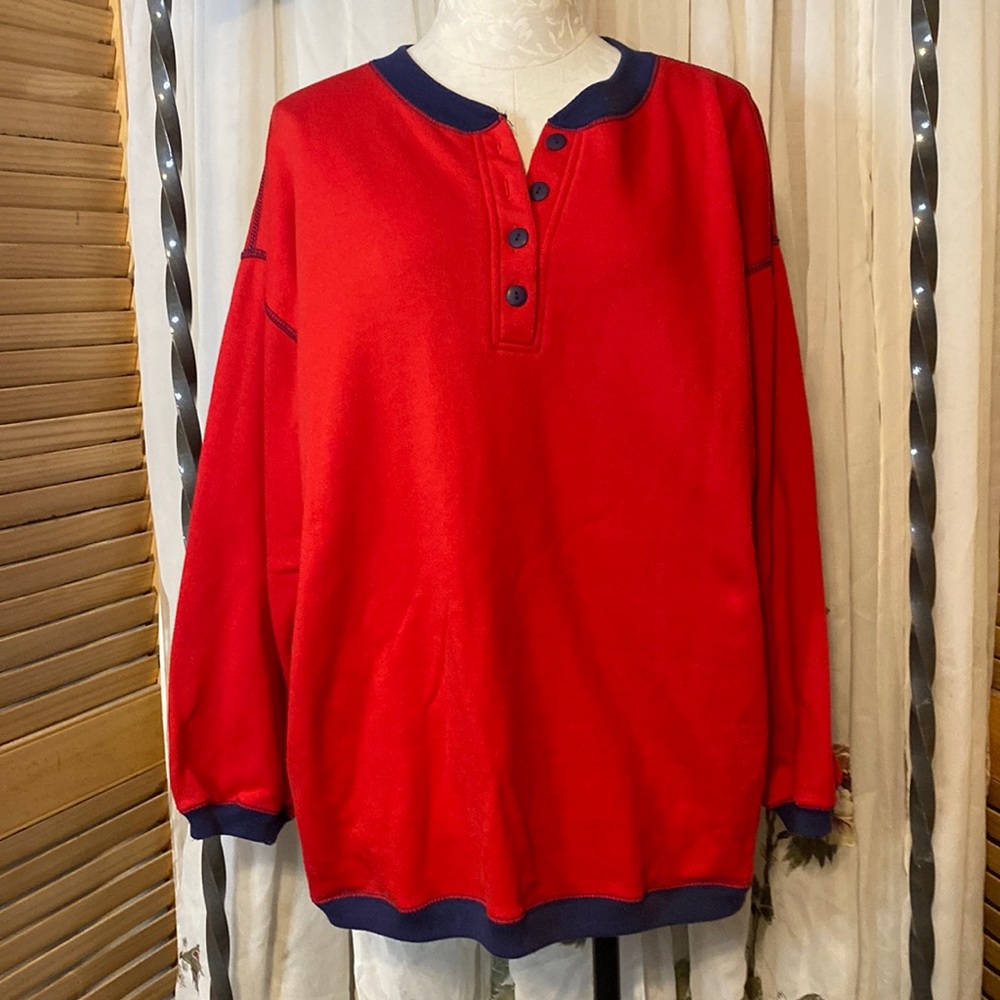 Pacer pull over shirt. Red/blue Size L